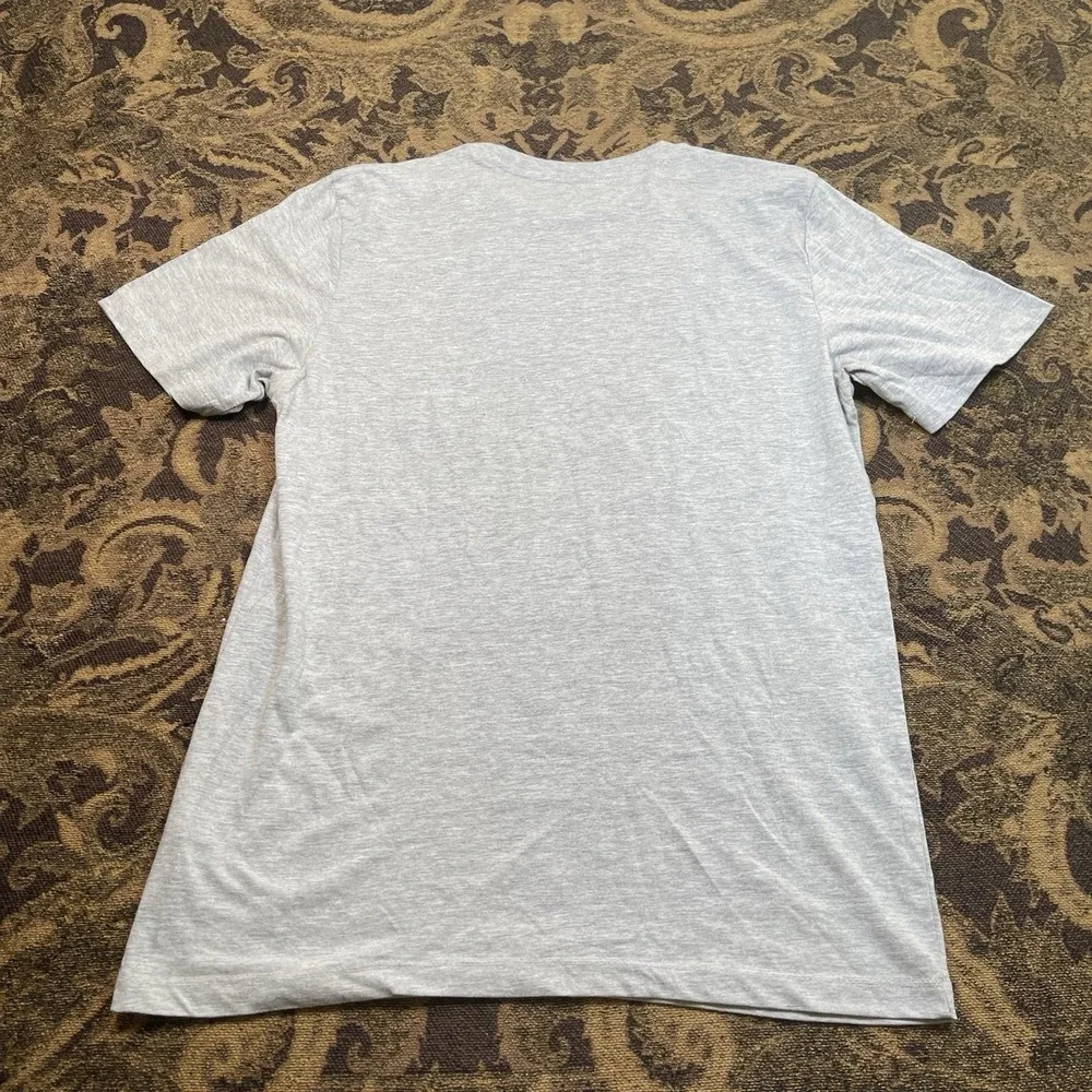 Ed Hardy Men's T-Shirt Size S/M New York City Print Gray Short Sleeve Skull